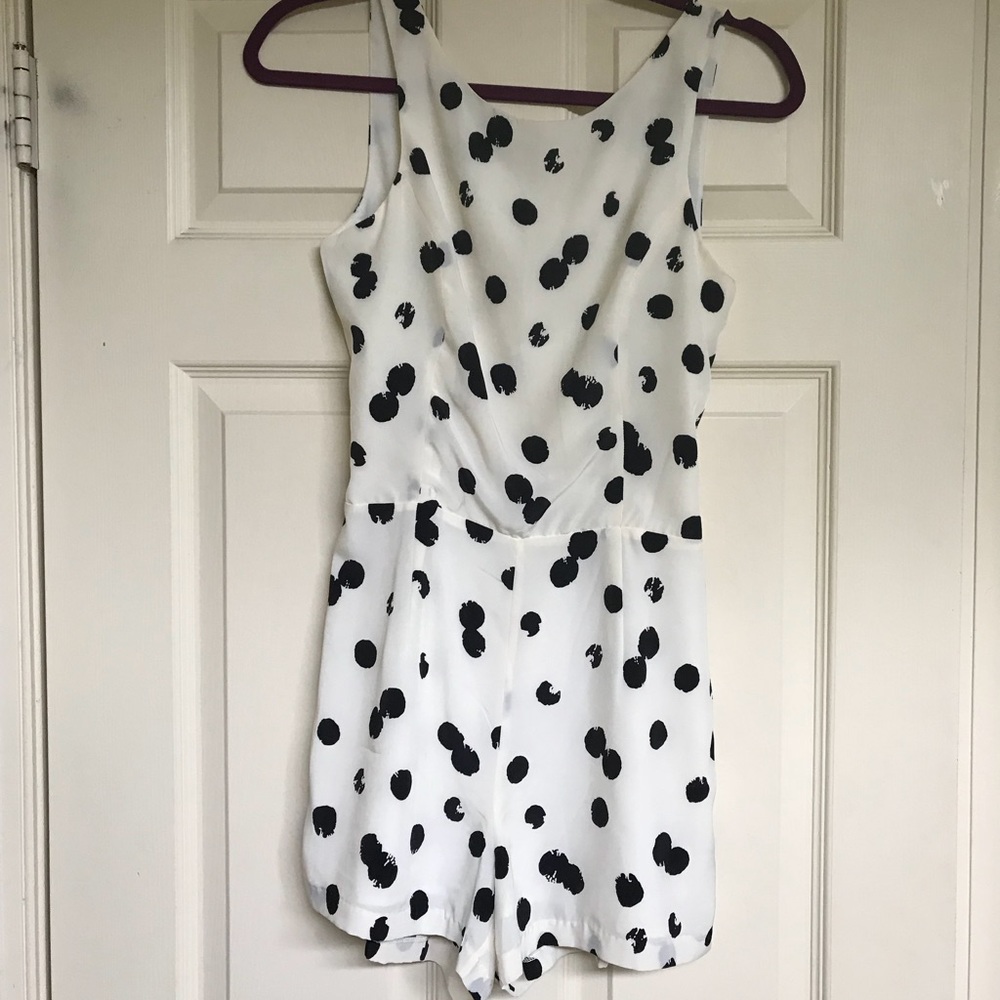Adorable Dolce Vita romper!